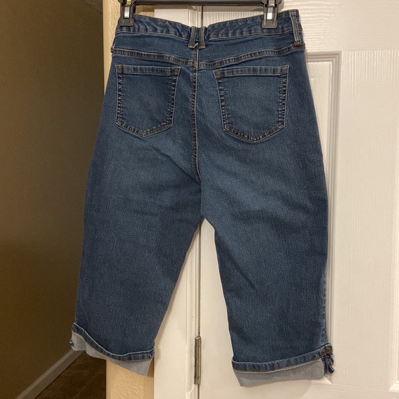 Gloria Vanderbilt Shorts Dark Denim wash - Picture 6 of 7